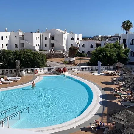 Lejlighed Cosy Vue Piscine, Wifi, A 500 M Costa Teguise